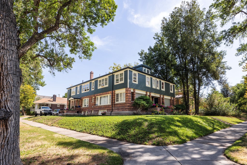 Photo of 905 E 200 S, Salt Lake City, UT 84102 (MLS # 2176326)