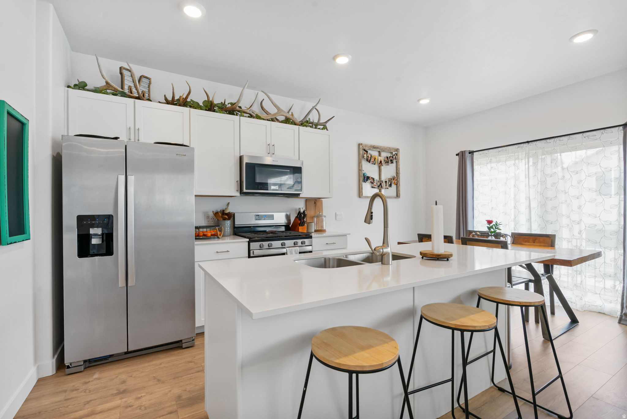 FOOTHILL VILLAGE - Residential