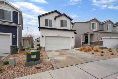 Tiny photo for 854 S HORIZON LOOP, Santaquin, UT 84655 (MLS # 2147582)