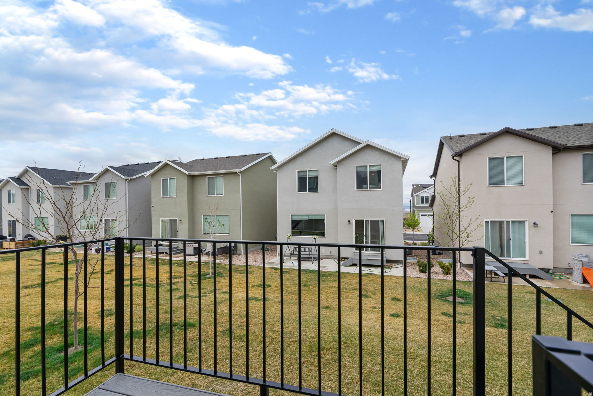 FOOTHILL VILLAGE - Residential