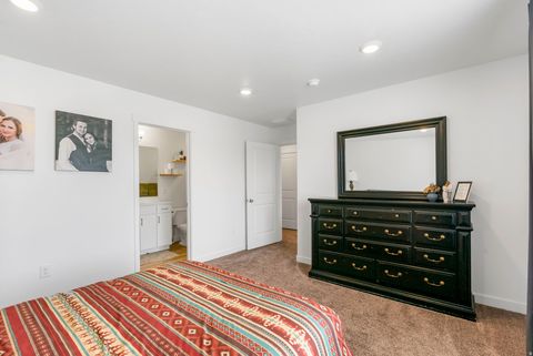 Tiny photo for 854 S HORIZON LOOP, Santaquin, UT 84655 (MLS # 2147582)