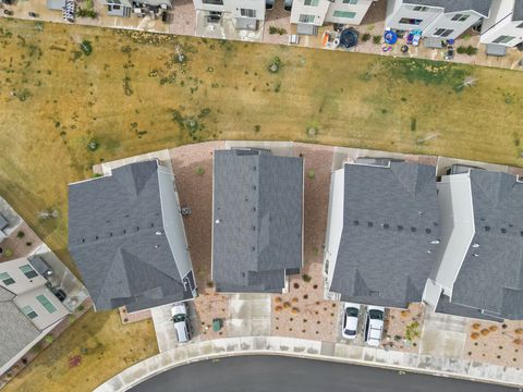 Tiny photo for 854 S HORIZON LOOP, Santaquin, UT 84655 (MLS # 2147582)