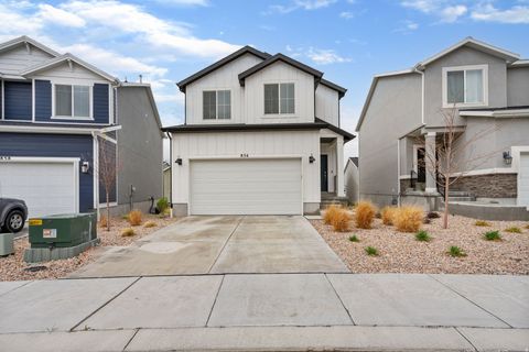 Photo of 854 S HORIZON LOOP, Santaquin, UT 84655 (MLS # 2147582)