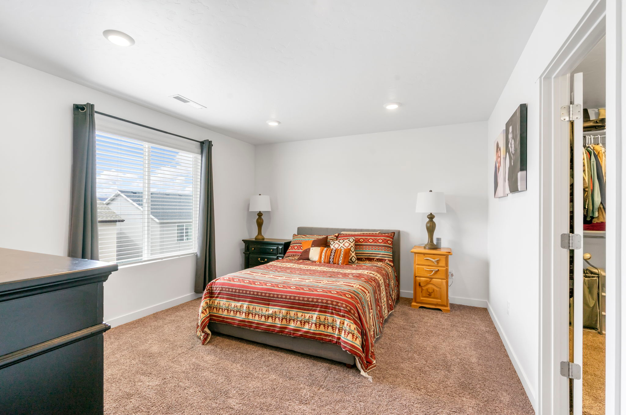 FOOTHILL VILLAGE - Residential