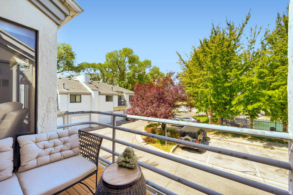 MONTEGO PLACE - Residential