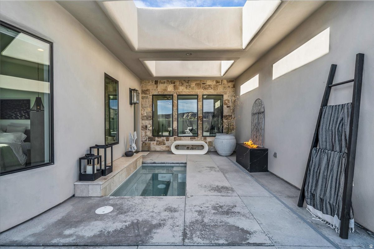 LEDGES OF ST GEORGE - Residential