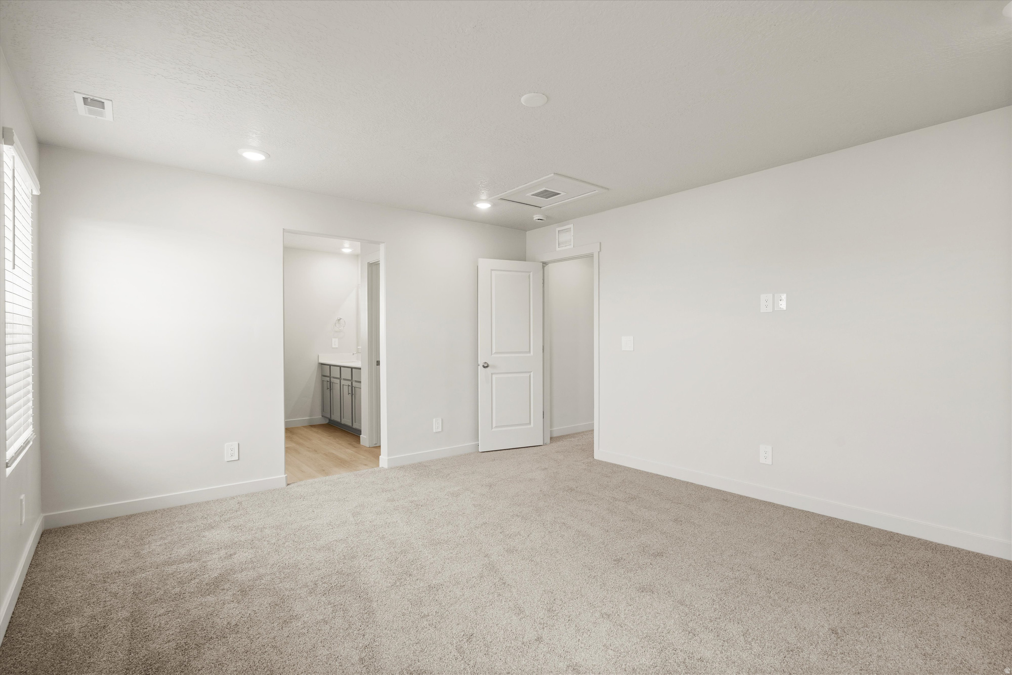 VISTA MEADOWS - Residential