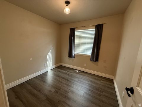 Tiny photo for 273 W AUTUMN DR, Saratoga Springs, UT 84045 (MLS # 2133597)