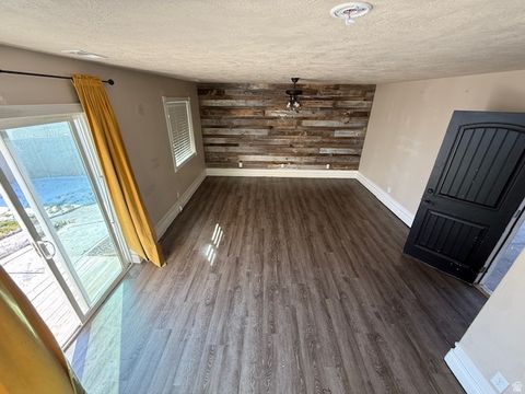 Tiny photo for 273 W AUTUMN DR, Saratoga Springs, UT 84045 (MLS # 2133597)