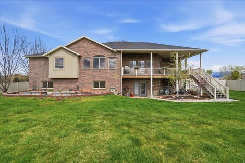 Tiny photo for 4193 W 2475 S, Taylor, UT 84401 (MLS # 2148344)