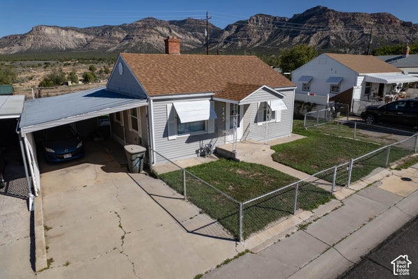 145 DENVER AVE, EAST CARBON, UT 84520 - Image ac89bc1a5b6025c24c3ea6ccc3e10cb5/4120045736