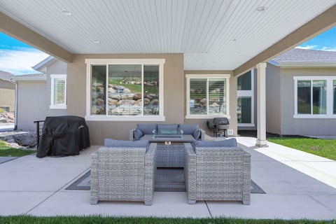 Tiny photo for 14922 S LAKE RIDGE CIR W, Herriman, UT 84096 (MLS # 2162872)
