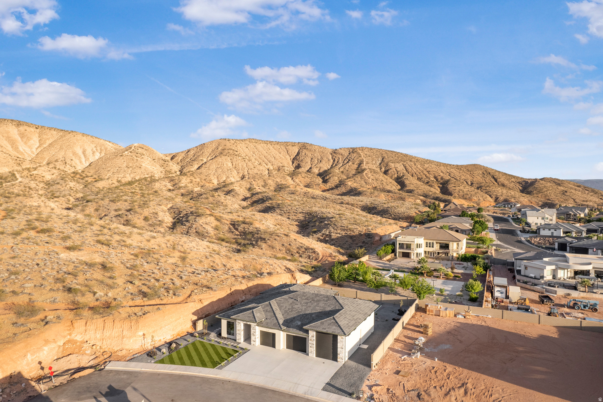 THE HEIGHTS AT WASHINGTON BENCH - Residential