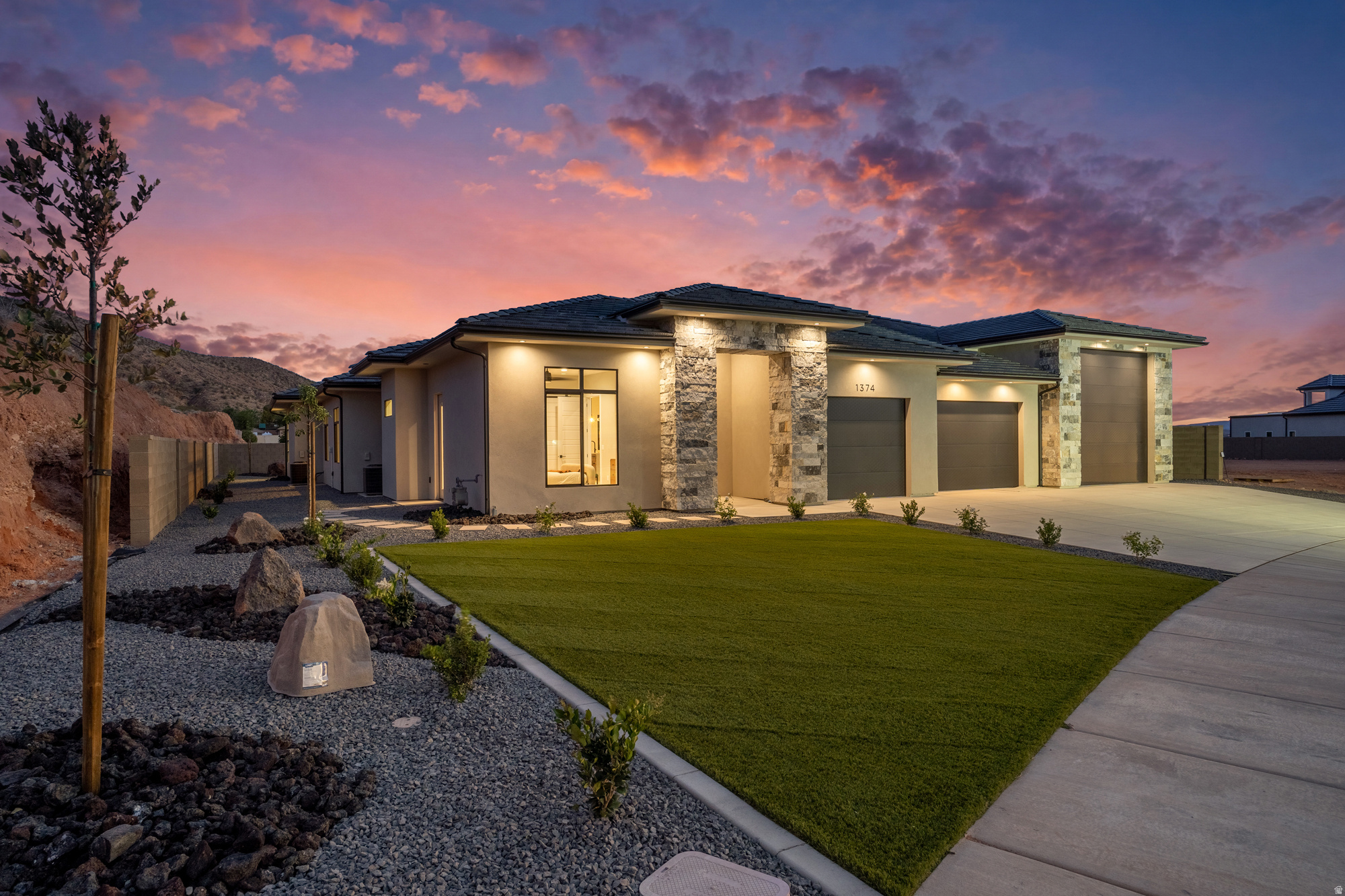 THE HEIGHTS AT WASHINGTON BENCH - Residential