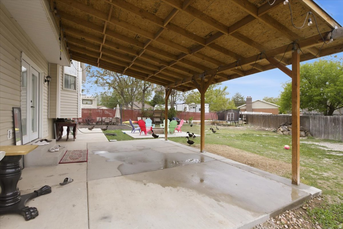 PARKSIDE ESTATES - Residential