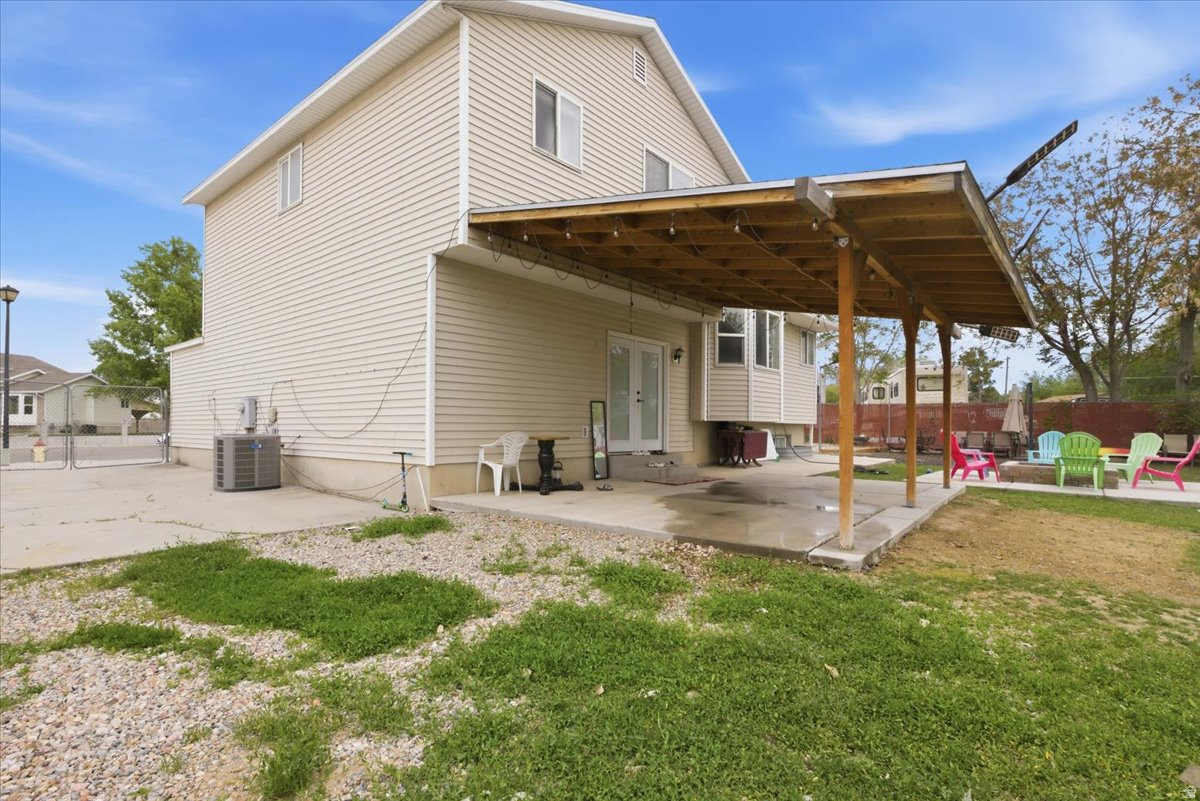 PARKSIDE ESTATES - Residential