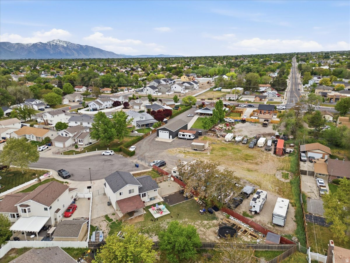 PARKSIDE ESTATES - Residential