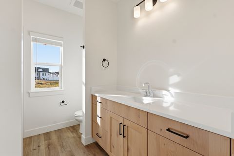 Tiny photo for 697 W 20 N, Hyrum, UT 84319 (MLS # 2127563)