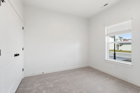 Tiny photo for 697 W 20 N, Hyrum, UT 84319 (MLS # 2127563)