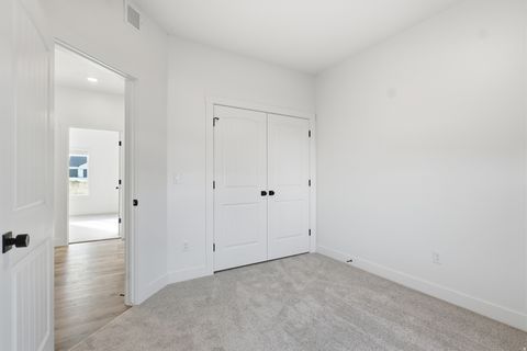 Tiny photo for 697 W 20 N, Hyrum, UT 84319 (MLS # 2127563)