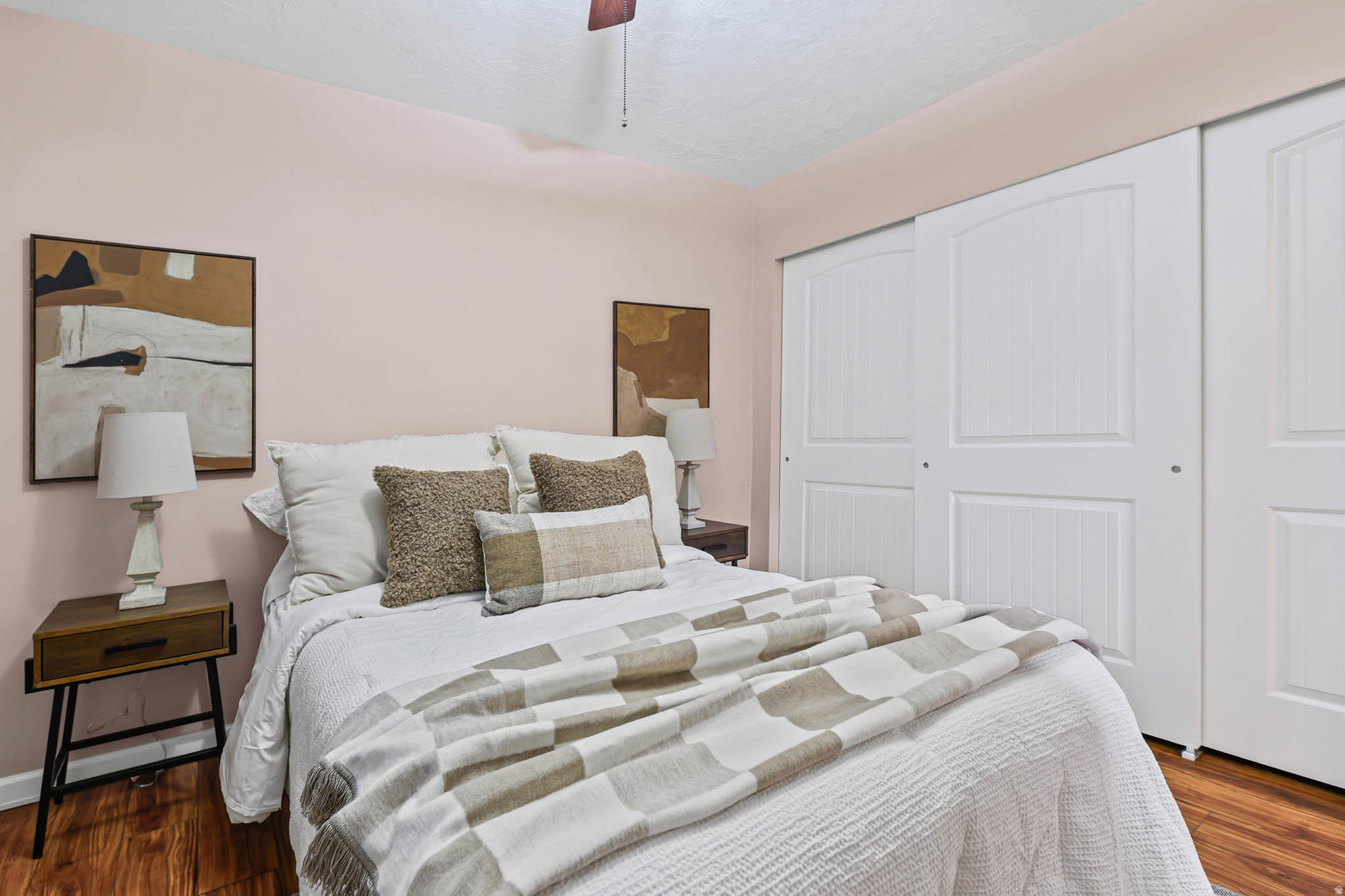 SUMMER WOOD - Residential