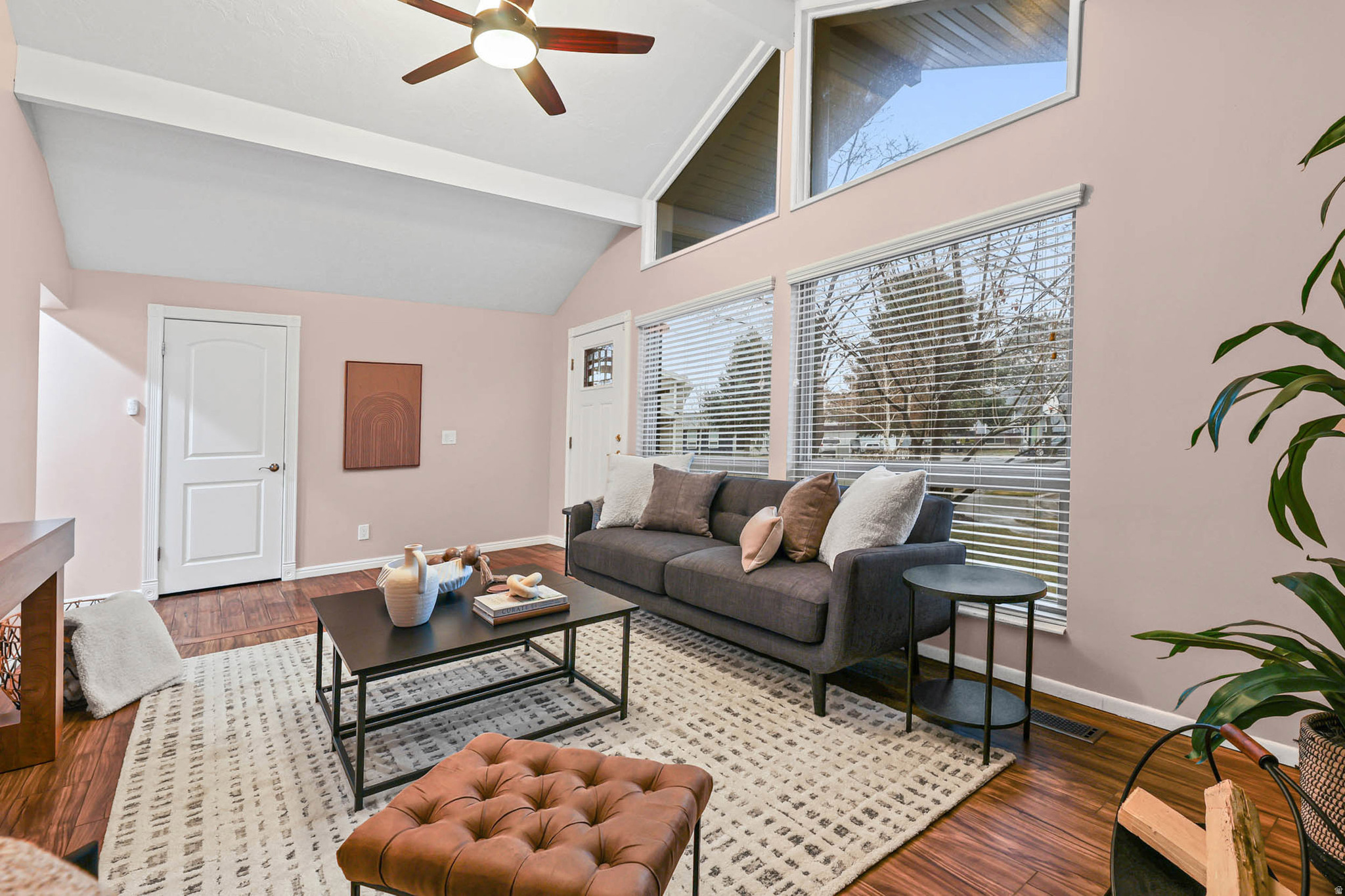 SUMMER WOOD - Residential