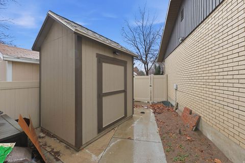 Tiny photo for 2366 W JACK CIR, Taylorsville, UT 84129 (MLS # 2141085)