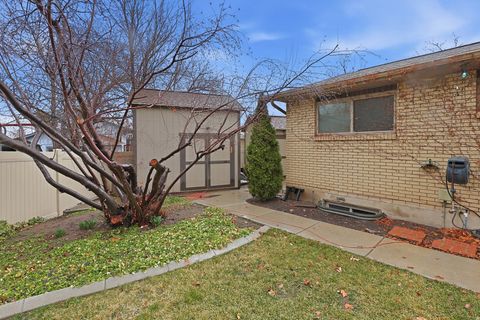 Tiny photo for 2366 W JACK CIR, Taylorsville, UT 84129 (MLS # 2141085)