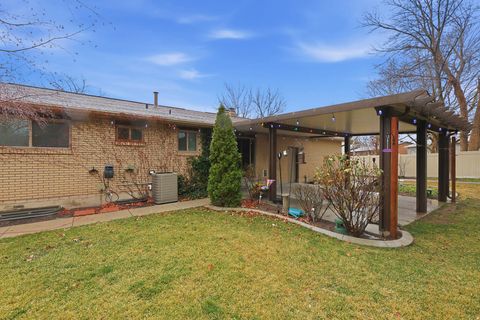 Tiny photo for 2366 W JACK CIR, Taylorsville, UT 84129 (MLS # 2141085)