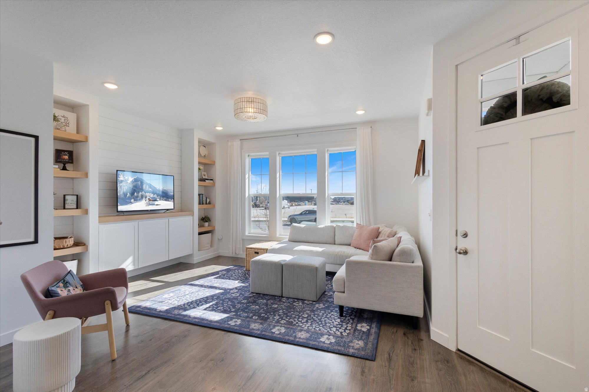 HOLBROOK FARMS - Residential