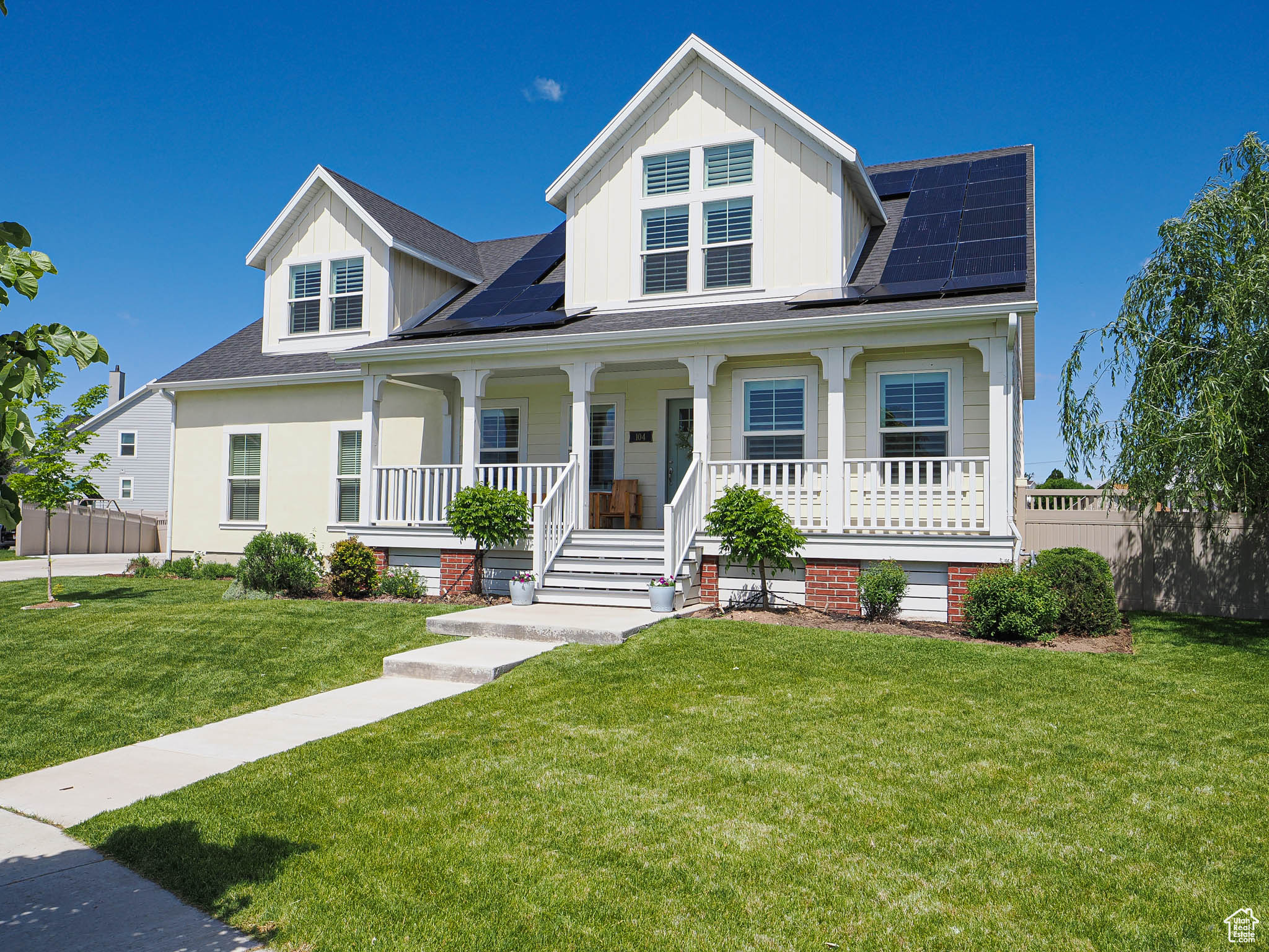 104 S Summer Breeze Ln, Layton, Utah image 2