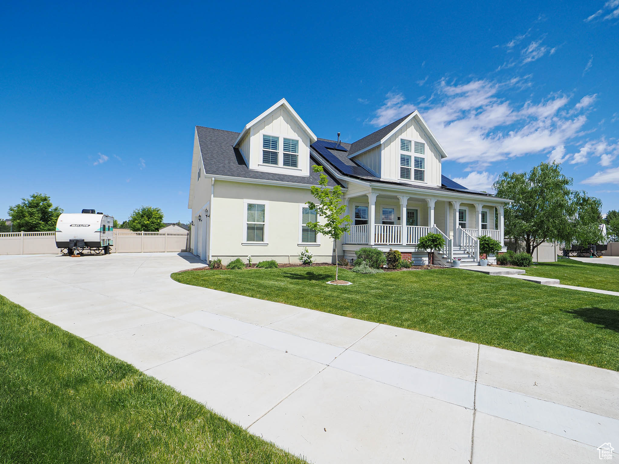 104 S Summer Breeze Ln, Layton, Utah image 3