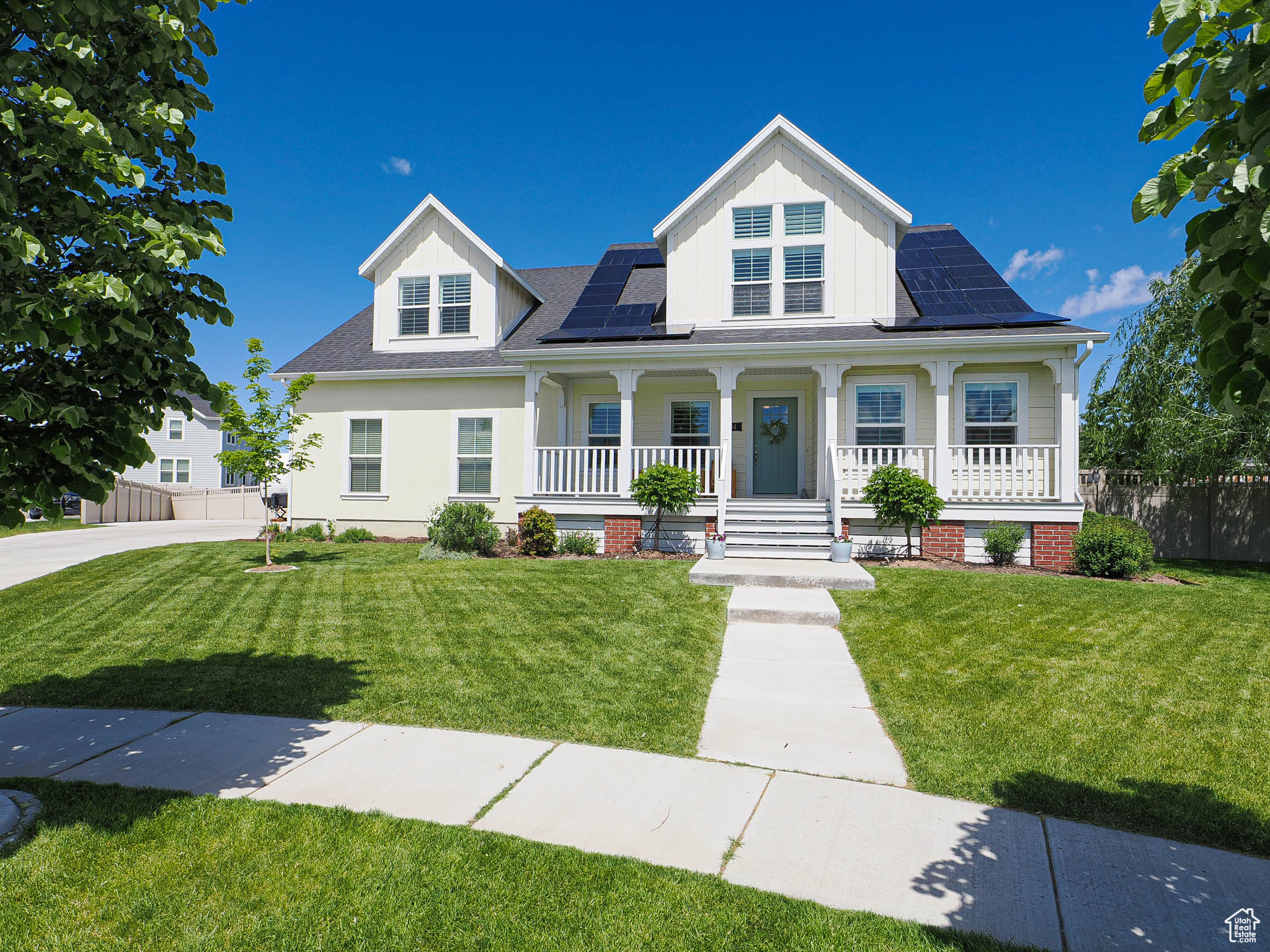 104 S Summer Breeze Ln, Layton, Utah image 1