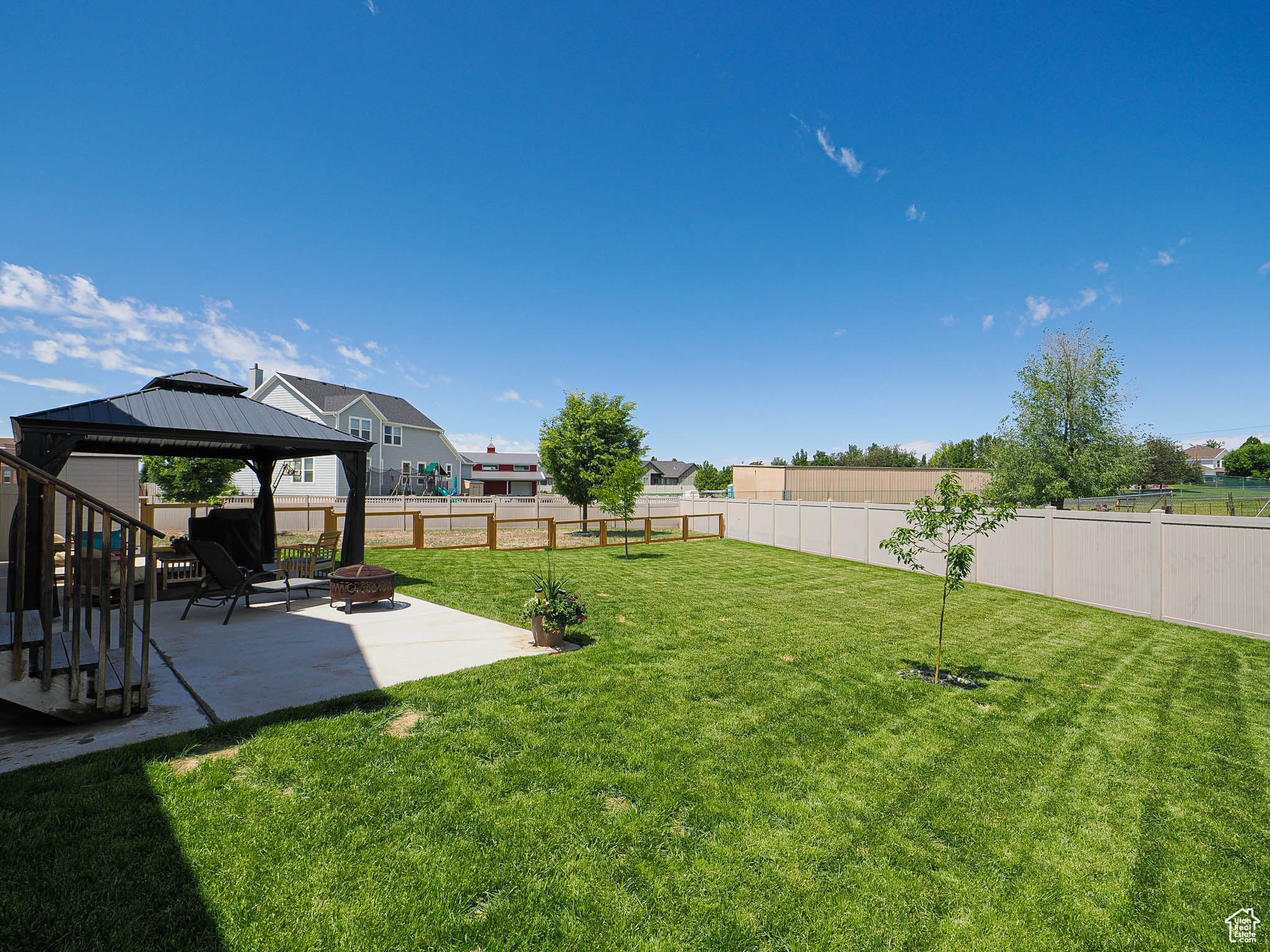 104 S Summer Breeze Ln, Layton, Utah image 44