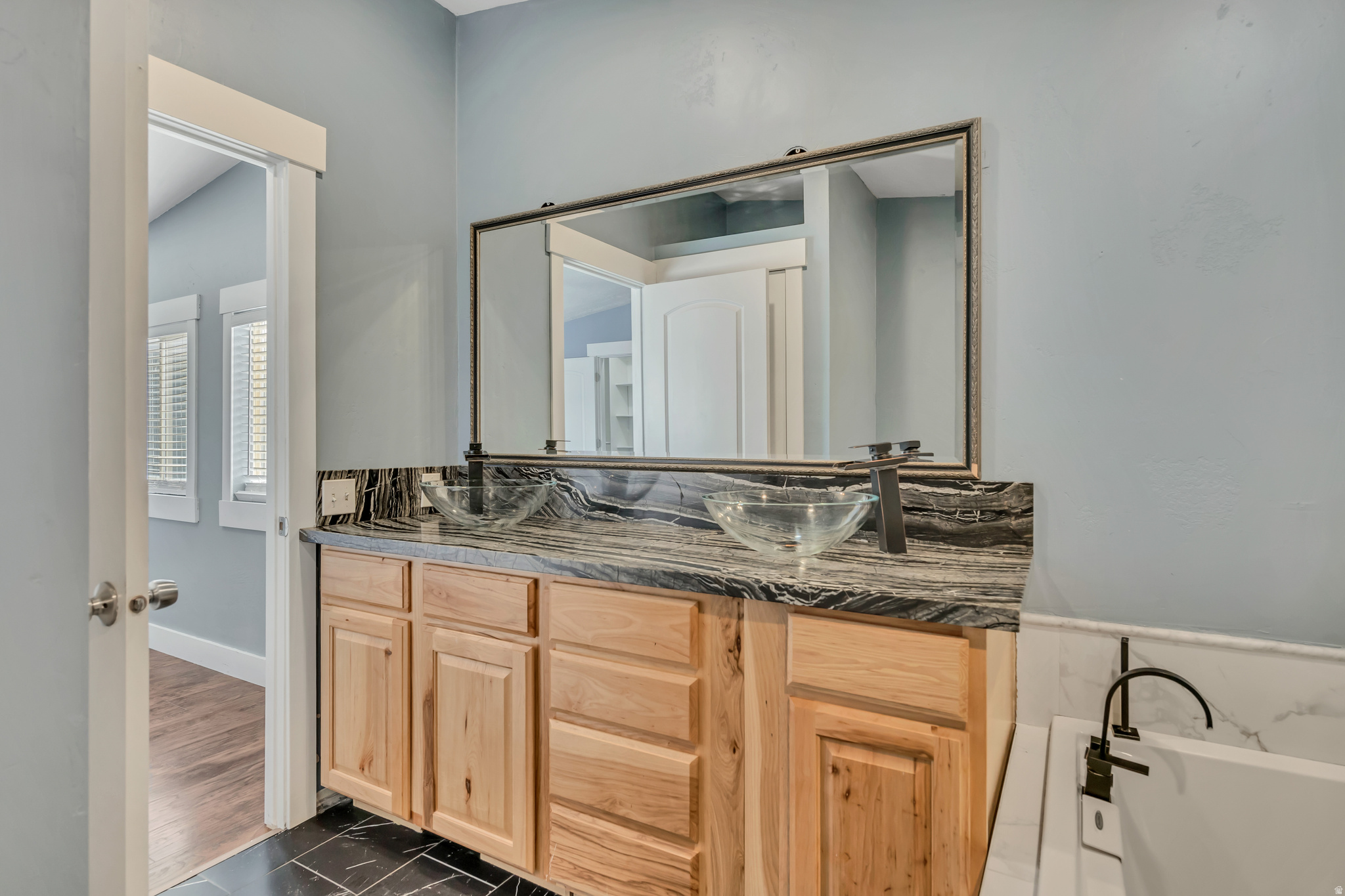 RIVERSIDE - Residential