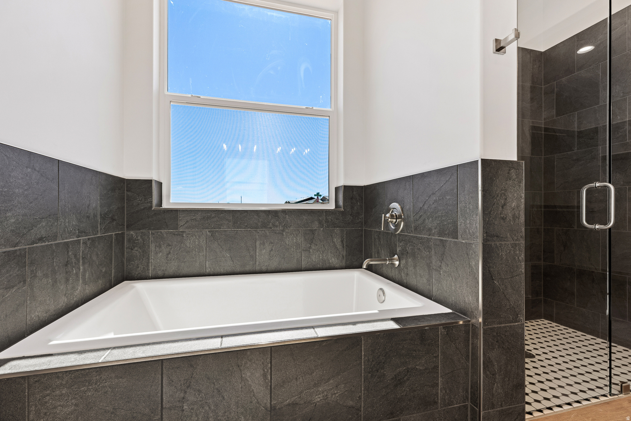 CORDERO - Residential