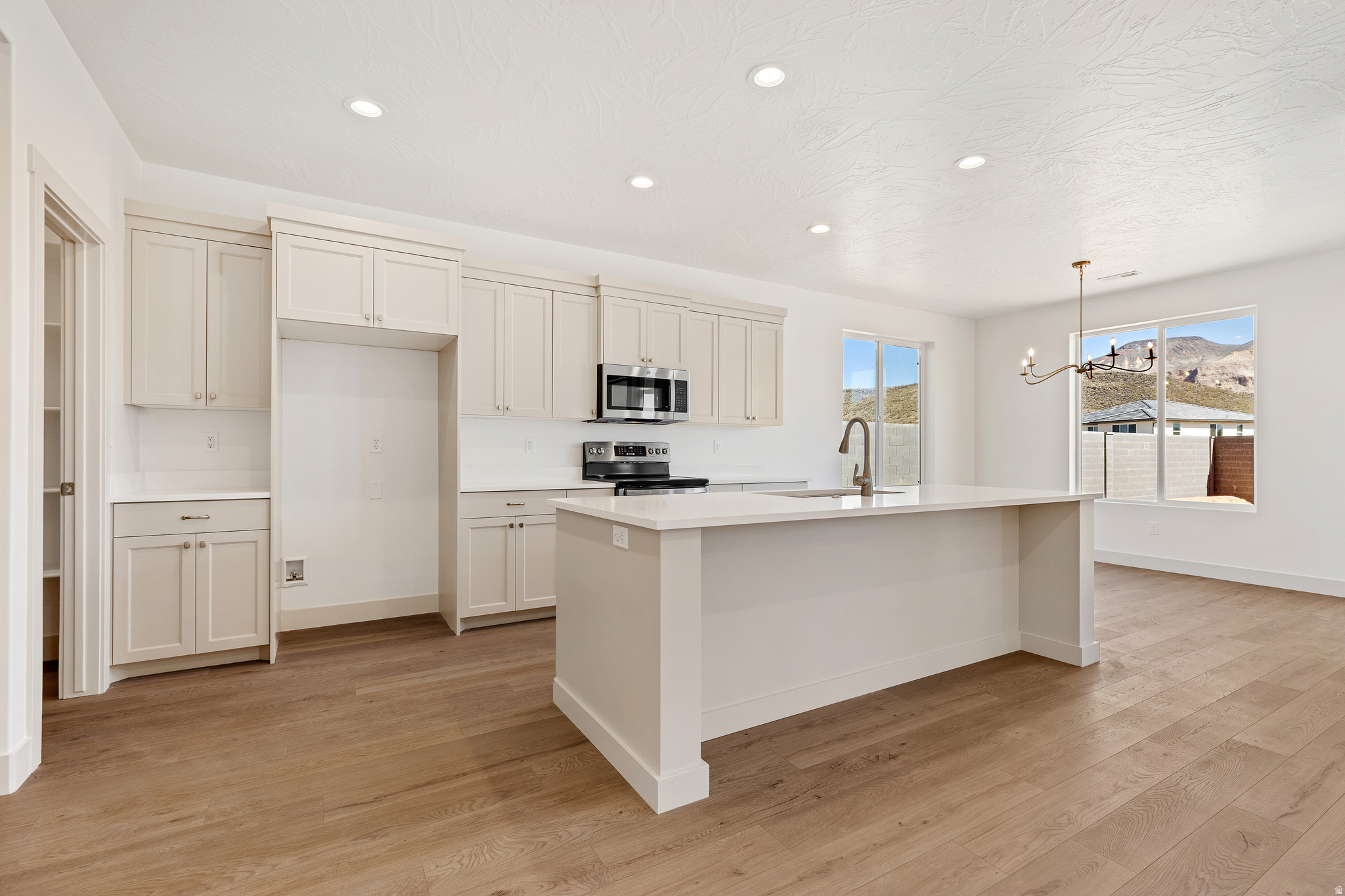 CORDERO - Residential