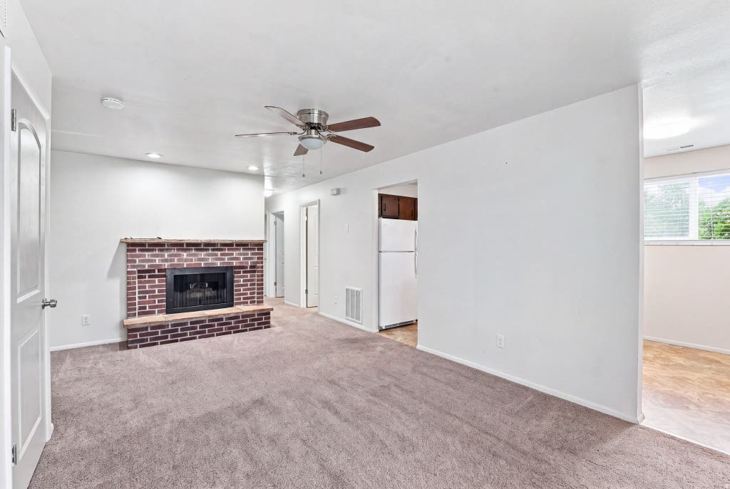 Photo of 471 E 5600 S #4, Murray, UT 84107 (MLS # 2181399)