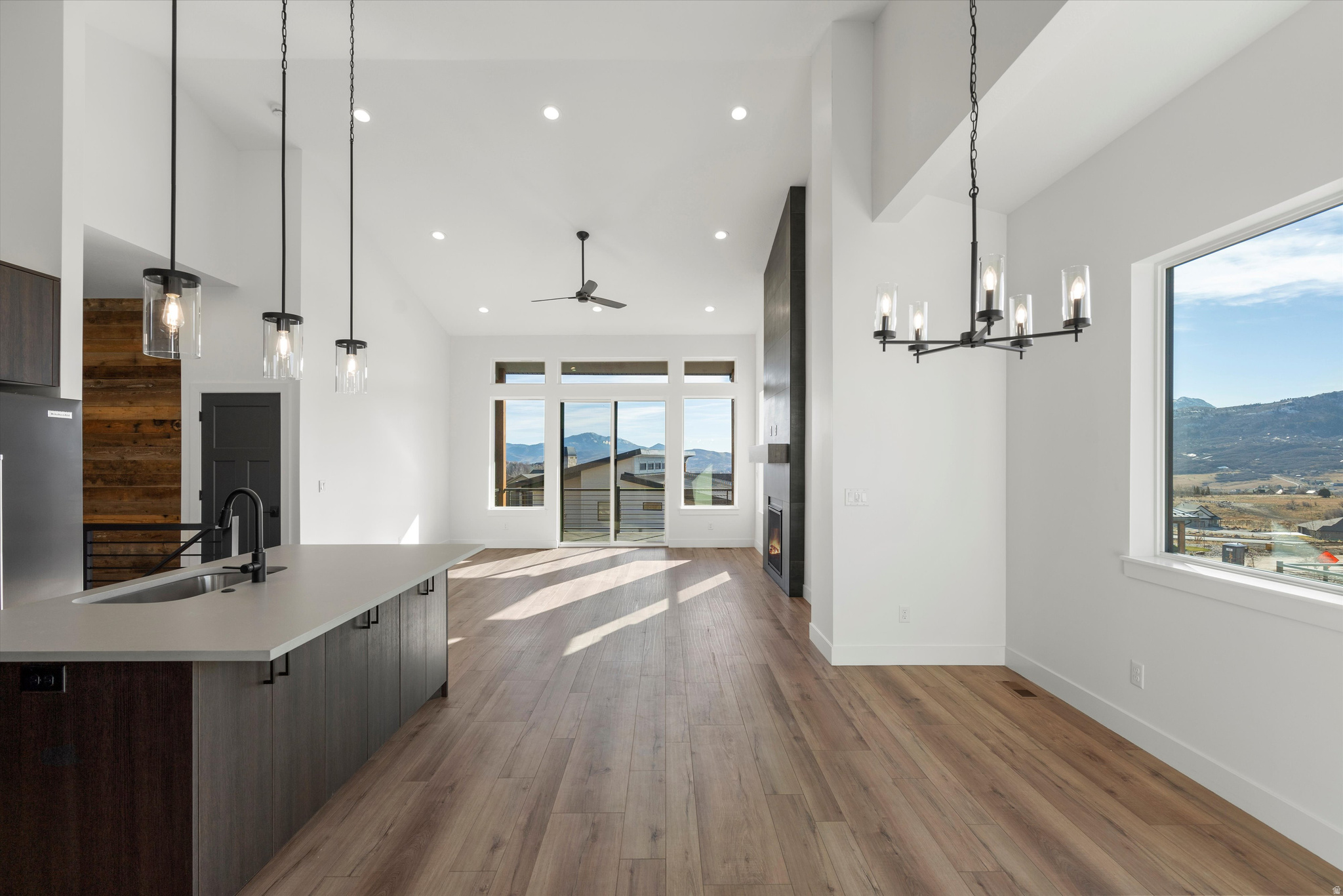 THE BRIDGES - Residential