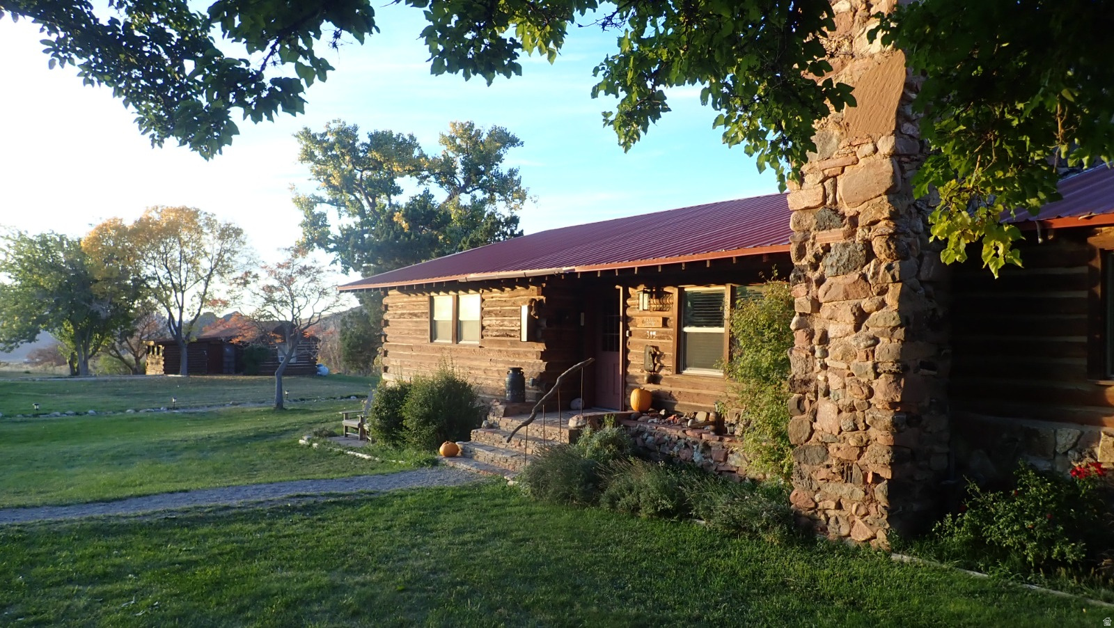 PACK CREEK RANCH - Residential