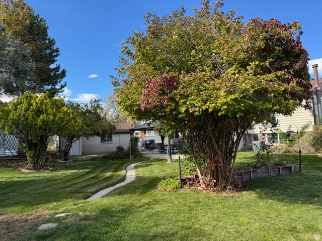 COLONY WEST - Residential