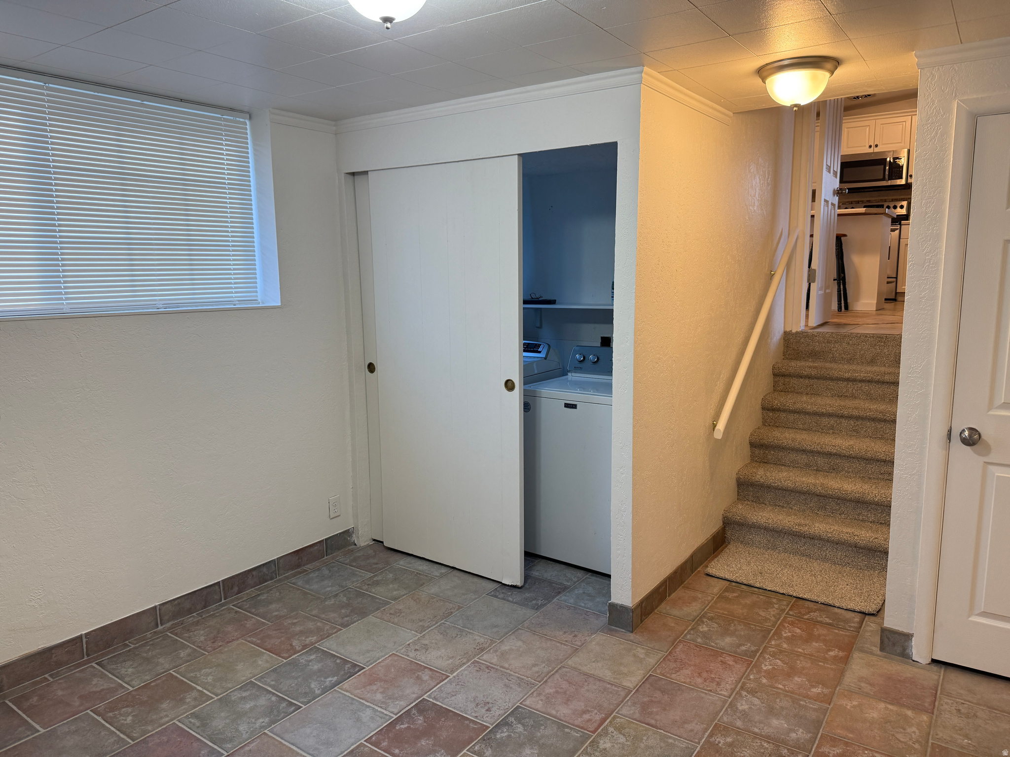 COLONY WEST - Residential