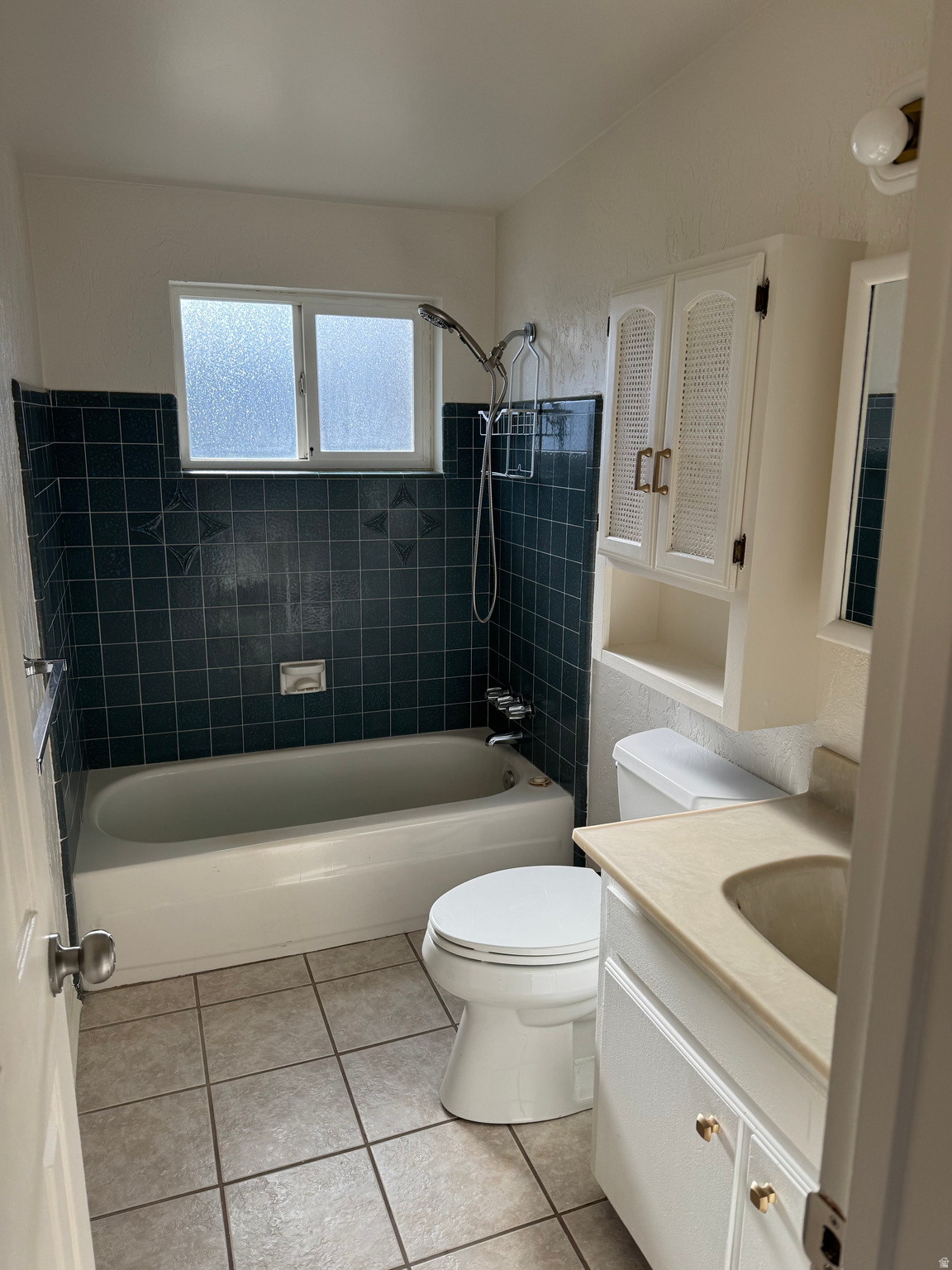 COLONY WEST - Residential