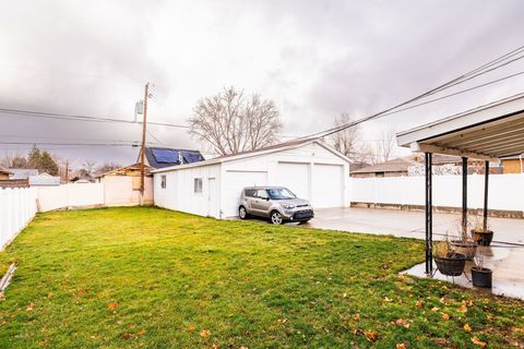Tiny photo for 735 E LISONBEE AVE S, Millcreek, UT 84106 (MLS # 2134569)