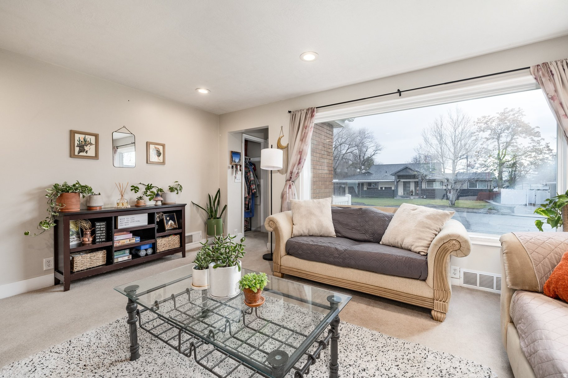 SPRINGVIEW HEIGHTS - Residential