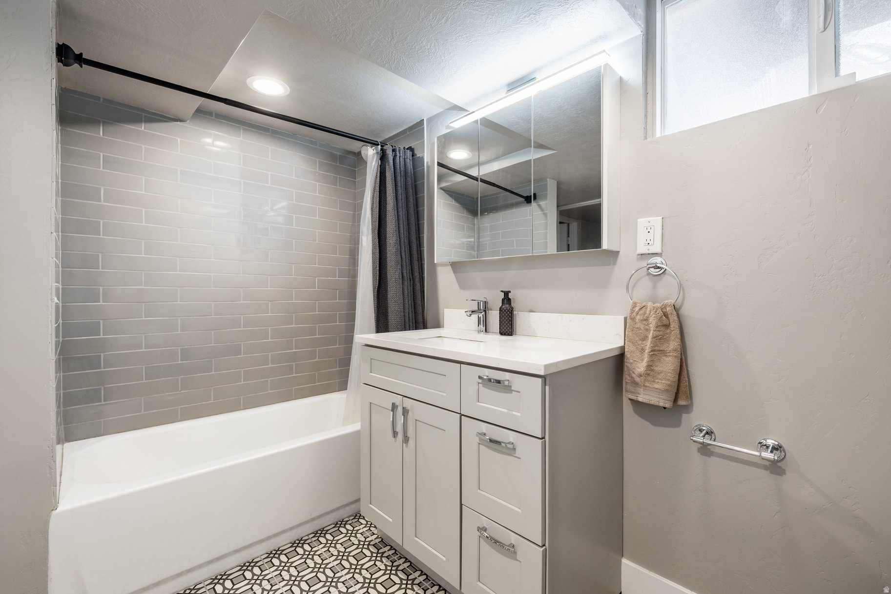 SPRINGVIEW HEIGHTS - Residential