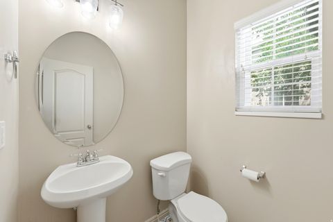Tiny photo for 674 CANTERBURY LN, North Salt Lake, UT 84054 (MLS # 2158730)