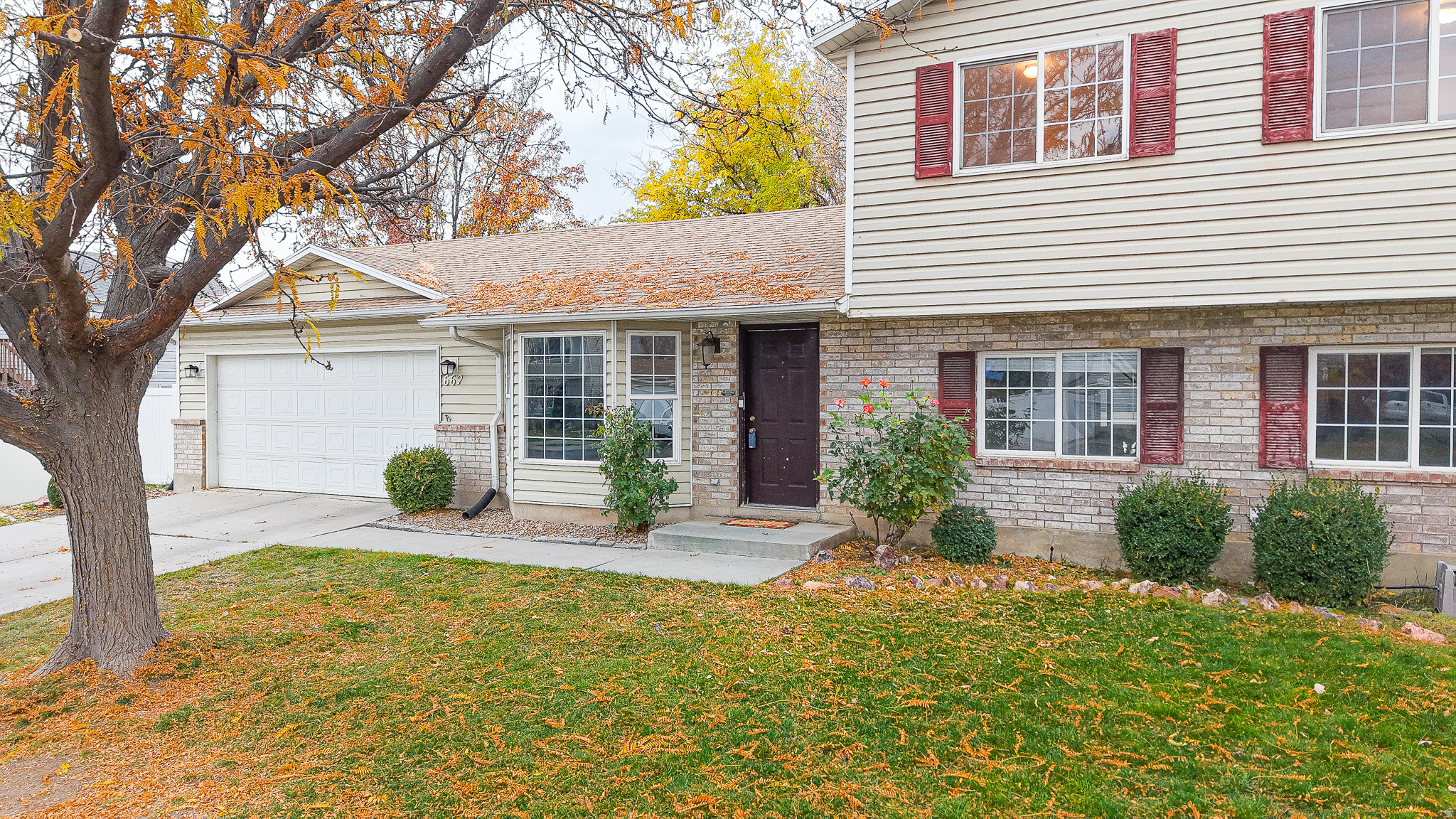 COUNTRY ESTATES - Residential