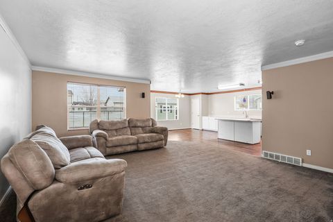 Tiny photo for 2188 W 2220 N, Clinton, UT 84015 (MLS # 2144979)