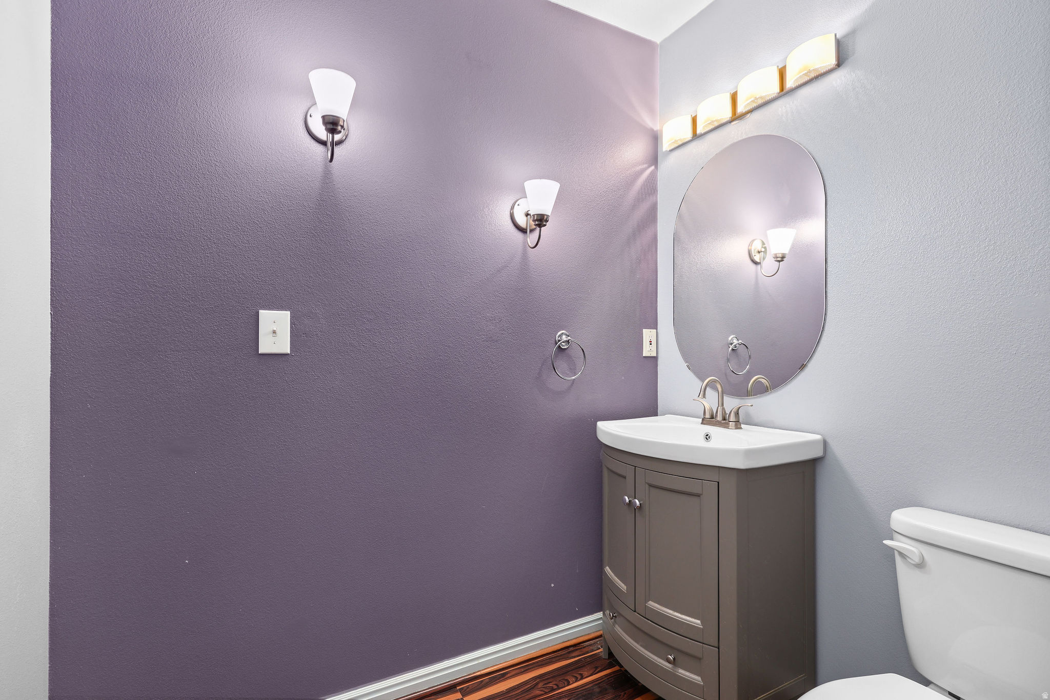 SNOWBERRY - Residential